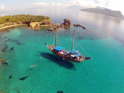 Forgotten islands cruise