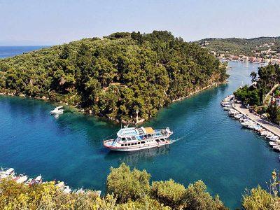 Cruise to Paxi Antipaxi Lefkada,Greece