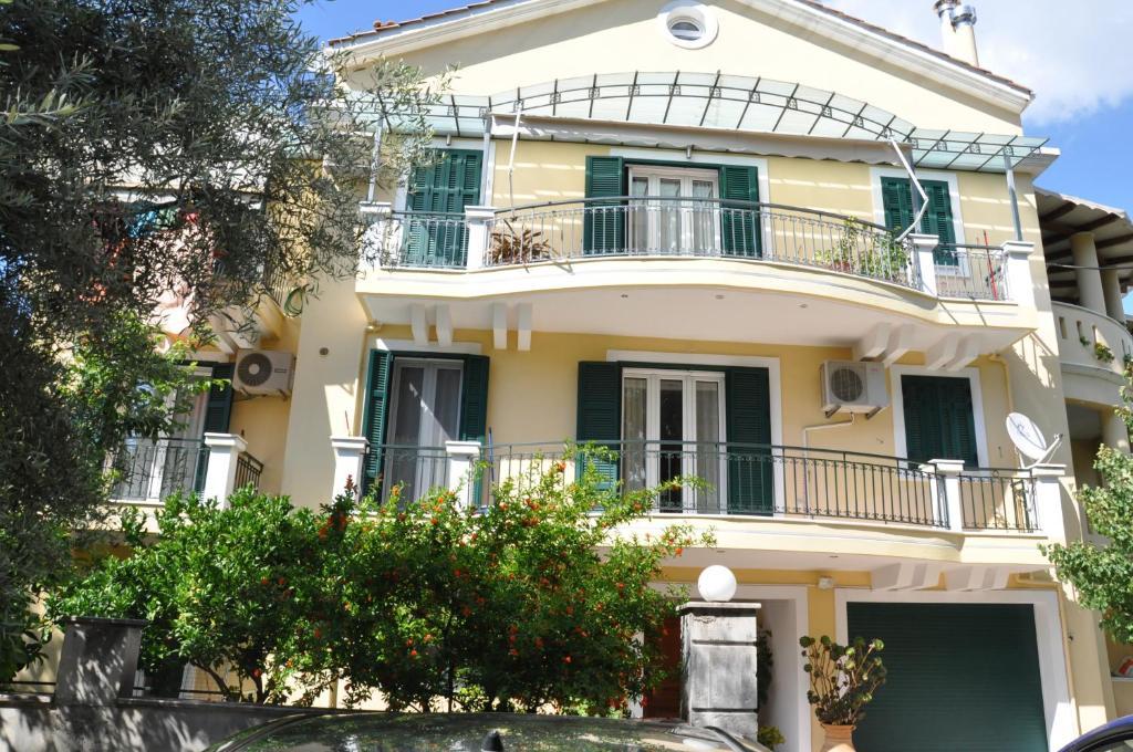 Jennifer's apartments Lefkada,Greece