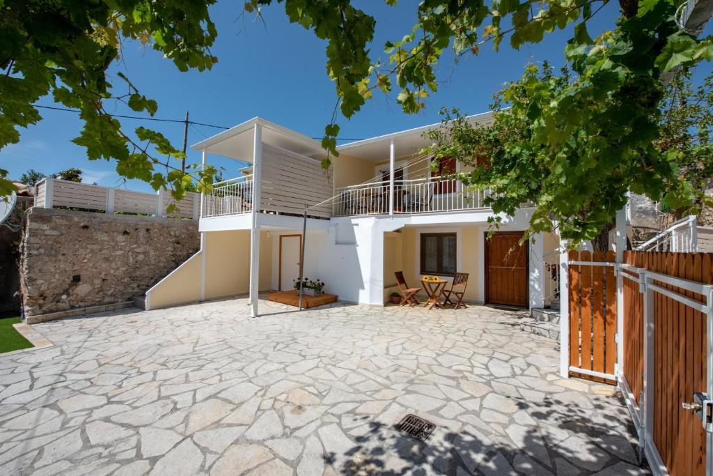 matafias house Lefkada Greece