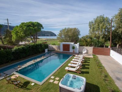 Private holiday villas in Lefkada Greece,Greek holiday villas